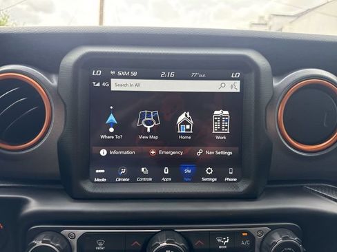Used 2022 Jeep Gladiator Mojave w/ Trailer Tow Package AWD/4WD image 18