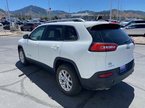 Used 2014 Jeep Cherokee Latitude image 5