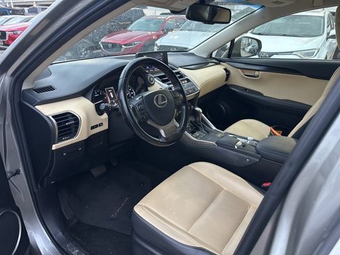 Used 2018 Lexus NX 300 FWD image 9