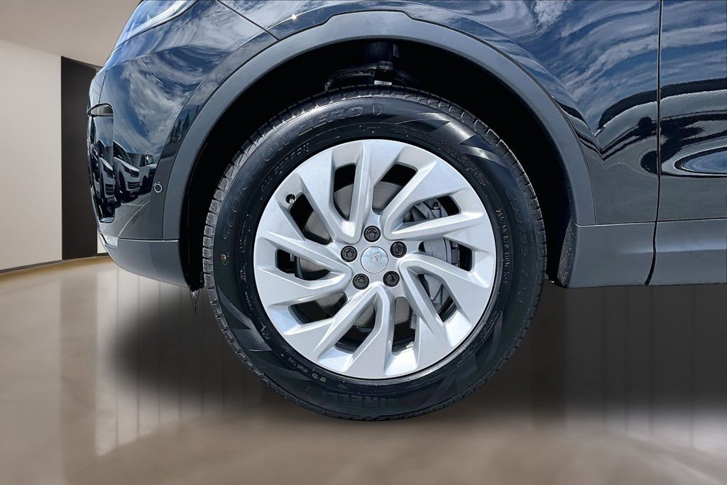 New 2026 Land Rover Discovery S AWD/4WD image 14