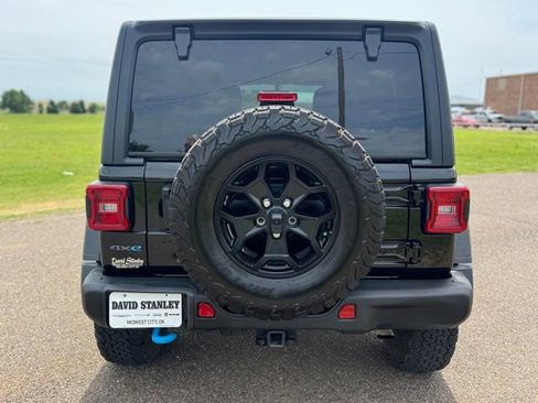 Used 2023 Jeep Wrangler Unlimited Rubicon 4xe AWD/4WD image 5