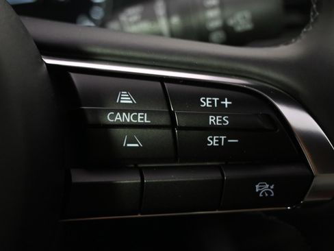 Used 2025 MAZDA MAZDA3 Carbon image 32