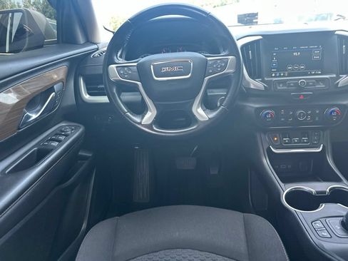 Used 2018 GMC Terrain SLE w/ Driver Convenience Package AWD/4WD image 17