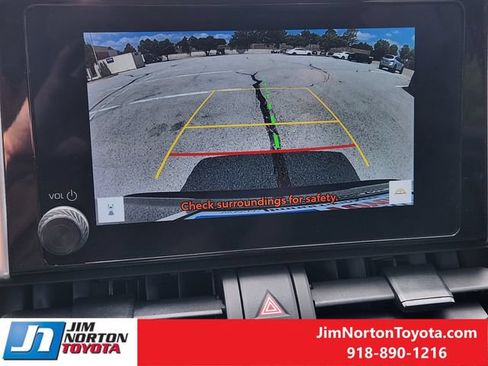 Used 2024 Toyota RAV4 XLE FWD image 18