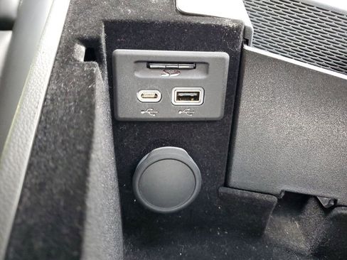 Used 2022 Cadillac CT5 Sport image 36