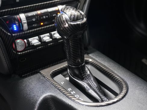 Used 2018 Ford Mustang GT Premium RWD image 24