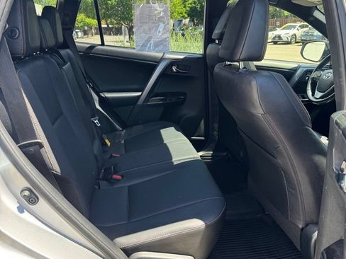 Used 2018 Toyota RAV4 SE w/ Power Extra Value Package AWD/4WD image 14