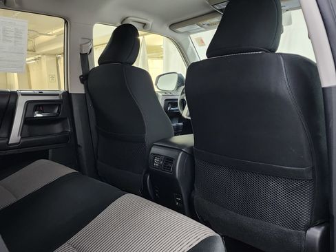 Used 2017 Toyota 4Runner SR5 image 18