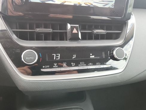Used 2024 Toyota Corolla LE FWD image 16
