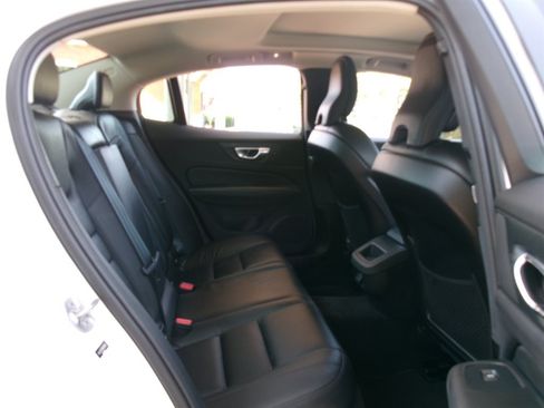 Used 2024 Volvo S60 B5 Plus AWD/4WD image 22