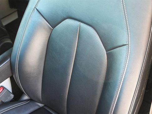 Used 2024 Chrysler Pacifica Touring-L image 31