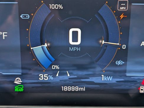 Used 2024 Chevrolet Equinox EV RS AWD/4WD image 28