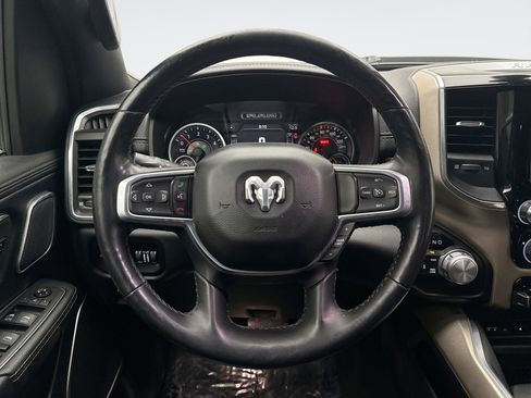 Used 2019 RAM 1500 Laramie image 12