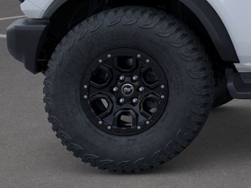 New 2025 Ford Bronco Outer Banks w/ Sasquatch Package image 21
