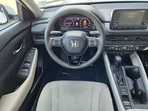 Used 2025 Honda Accord LX image 13
