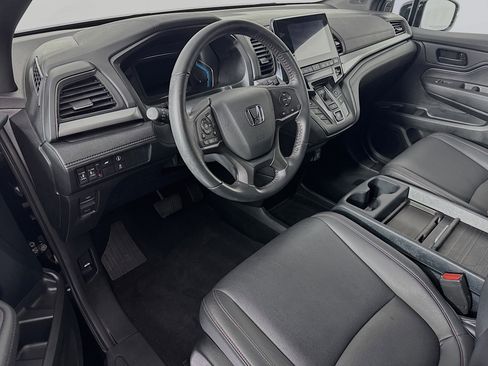 Certified 2024 Honda Odyssey Sport image 9