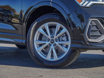 Certified 2025 Audi Q3 2.0T Premium Plus w/ Premium Plus Package