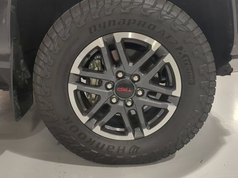 Used 2024 Toyota Tacoma TRD Sport w/ TRD Sport Premium Package AWD/4WD image 6