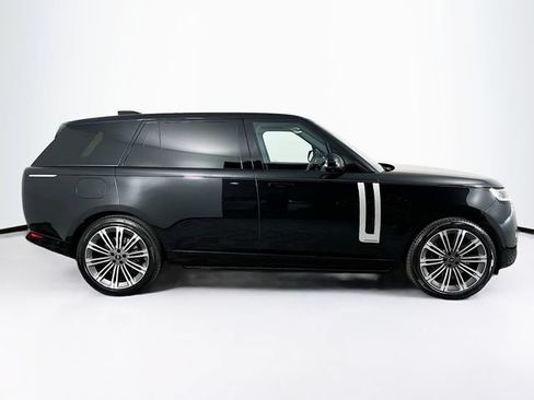 Used 2023 Land Rover Range Rover Long Wheelbase Autobiography AWD/4WD image 4