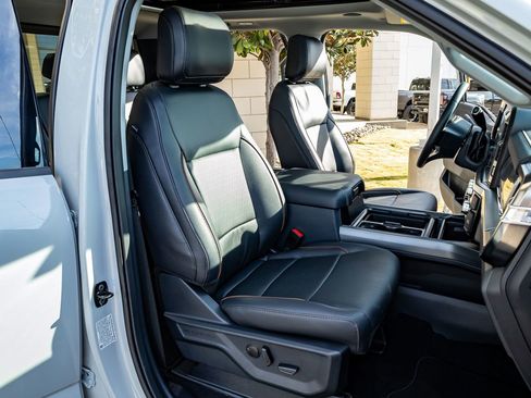 Used 2026 Ford F250 Lariat w/ Tremor Off-Road Package image 32