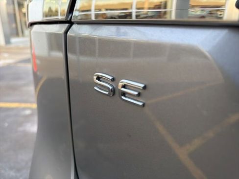 New 2026 Volkswagen Atlas SE image 26