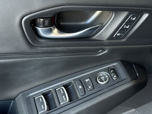 Used 2025 Honda Accord EX-L image 14