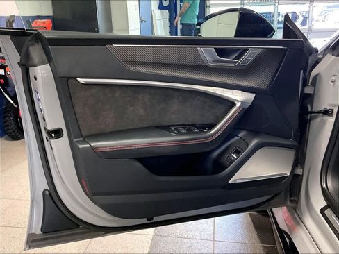 Used 2021 Audi RS 7 Sportback w/ Black Optic Package AWD/4WD image 9