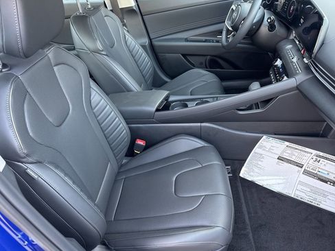 New 2026 Hyundai Elantra Limited image 16