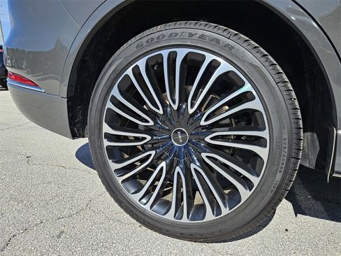 Used 2020 Lincoln Aviator Black Label w/ Dynamic Handling Package image 47