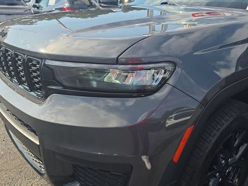 Used 2024 Jeep Grand Cherokee L Laredo AWD/4WD image 32