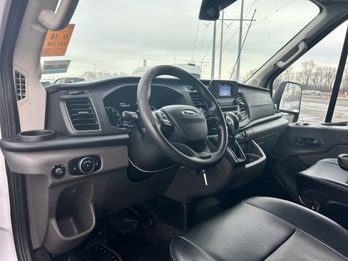 Used 2020 Ford Transit 250 Base image 9