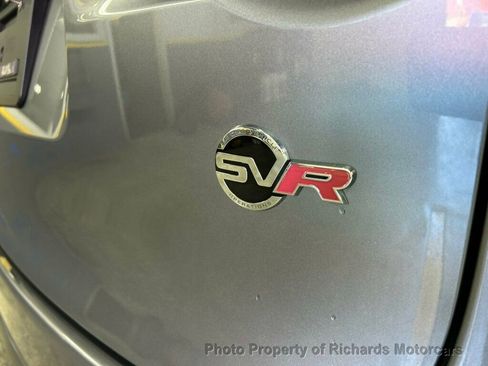 Used 2020 Jaguar F-PACE SVR image 12