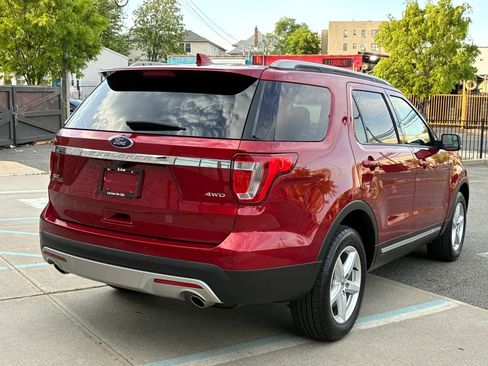 Used 2016 Ford Explorer XLT AWD/4WD image 6