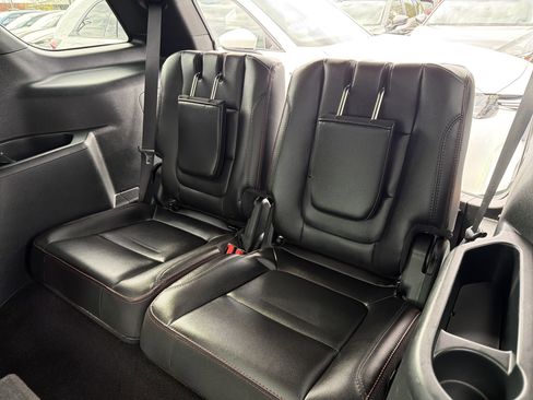 Used 2019 Ford Explorer Sport w/ Equipment Group 401A AWD/4WD image 29