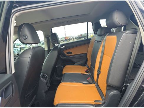 Used 2019 Volkswagen Tiguan SEL R-Line image 12