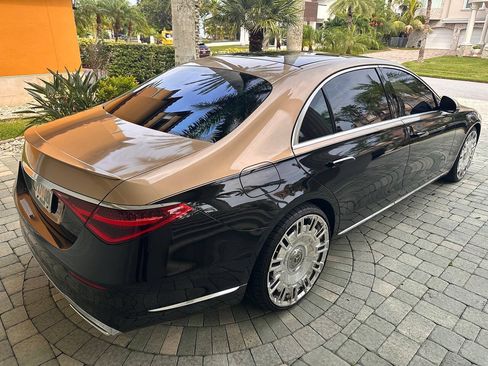Used 2021 Mercedes-Benz S 580 4MATIC Sedan w/ Warmth & Comfort Package image 32
