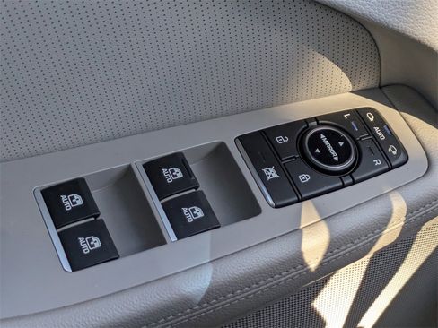 Used 2019 Genesis G80 3.8 w/ Sport Package 02 image 27