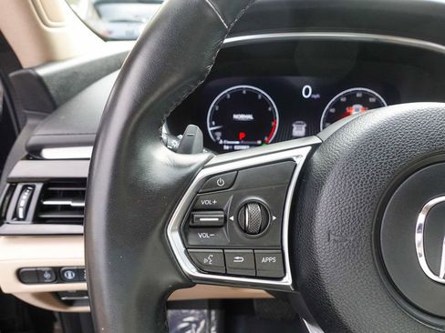 Certified 2023 Acura MDX SH-AWD w/ Technology Package image 18