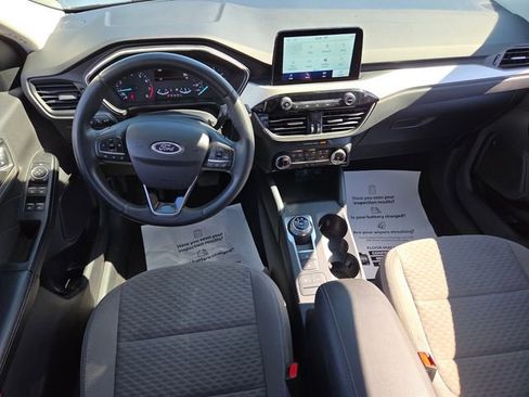 Used 2022 Ford Escape SE w/ Convenience Package FWD image 8