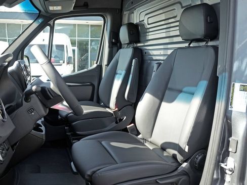 New 2026 Mercedes-Benz Sprinter 2500 image 11