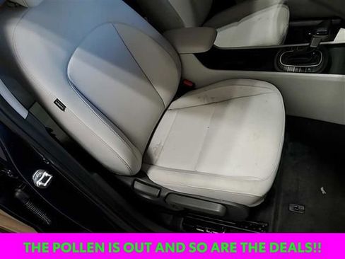 Used 2025 Hyundai Kona SEL image 21