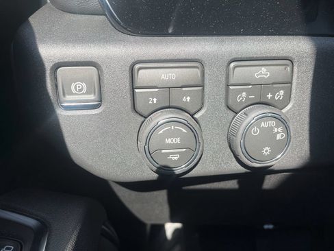 New 2026 Chevrolet Silverado 1500 LT AWD/4WD image 18