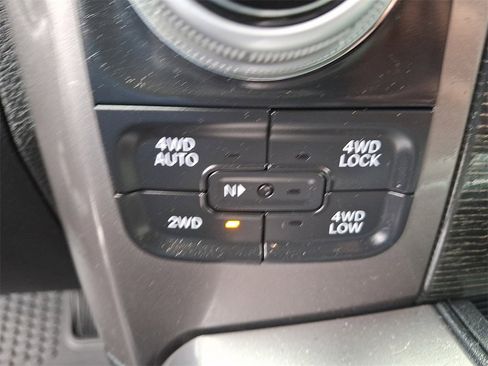 Used 2018 RAM 1500 Limited image 24