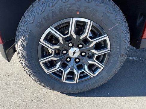 Used 2026 Chevrolet Colorado Z71 image 26