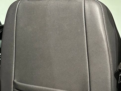Used 2023 Chevrolet Suburban Premier AWD/4WD image 58