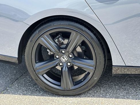 Used 2023 Honda Accord Sport image 6
