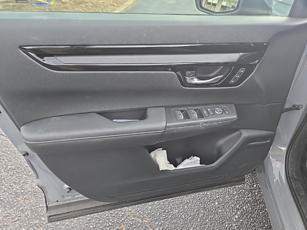 Used 2025 Honda CR-V EX-L image 11