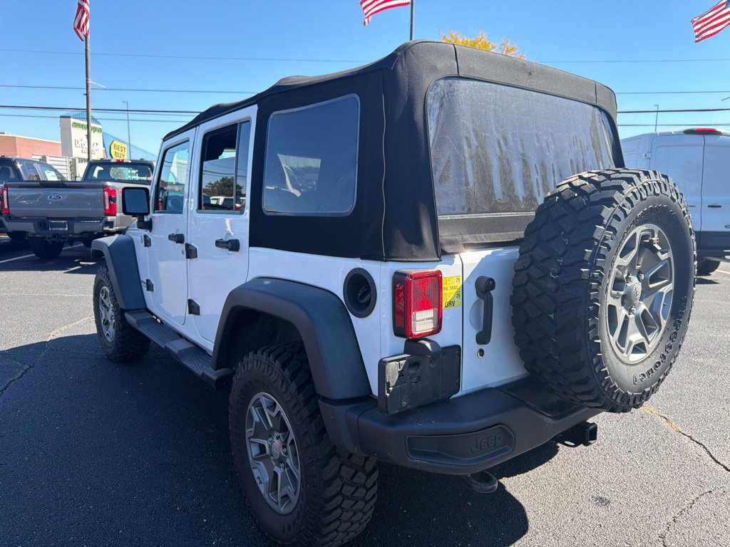 Used 2015 Jeep Wrangler Unlimited Rubicon w/ Dual Top Group AWD/4WD image 7