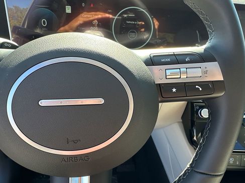 New 2025 Hyundai Tucson SEL image 25