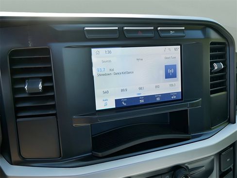 Used 2024 Ford F350 XL w/ Snow Plow Prep Package image 20